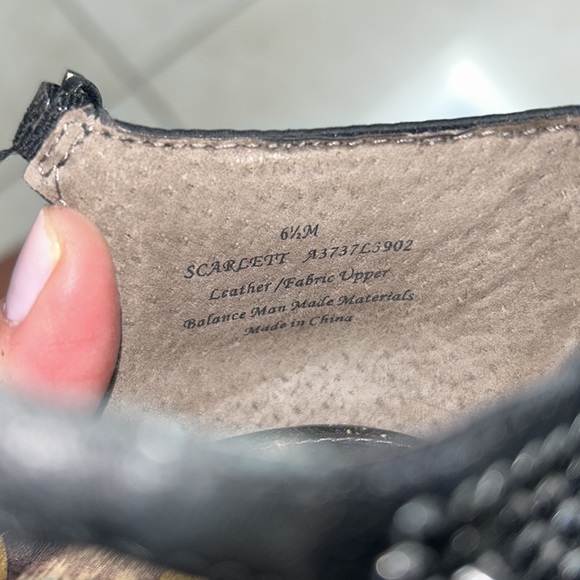 Sam Edelman Scarlett Spike Heels - Picture 4 of 9